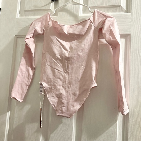 skims - essential off the shoulder brief bodysuit (cherry blossom) - Picture 5 of 6